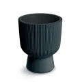 doniczka-na-nodze-24-cm-czarna-milly-prosperplast.jpg