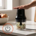 rozdrabniacz-blender-elektryczny-do-szatkowania-cebuli-warzyw.webp